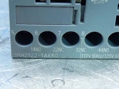 USED SIEMENS 3RH21221AK60