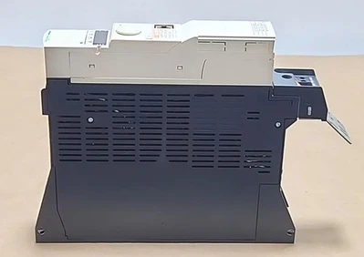 USED Schneider Electric ATV32H018M2