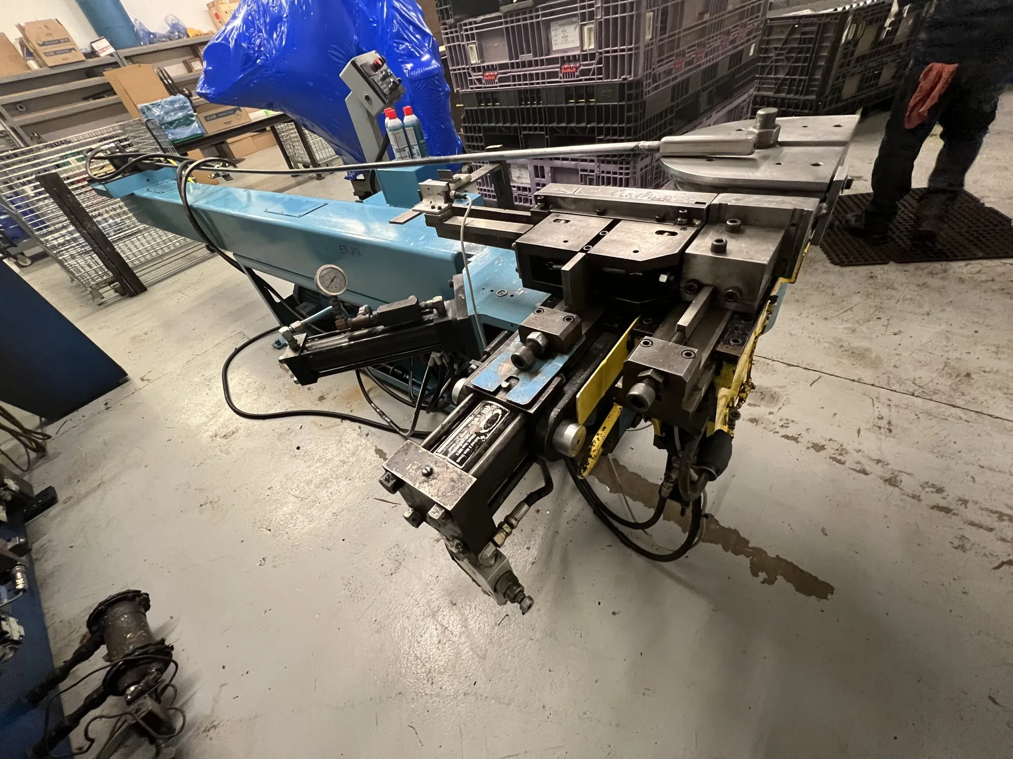 USED CLARKE & LEWIS CL200