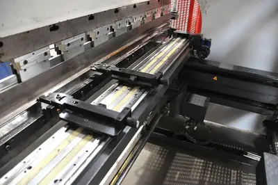 USED BAYKAL APHS 200 TON X 3100 MM CNC
