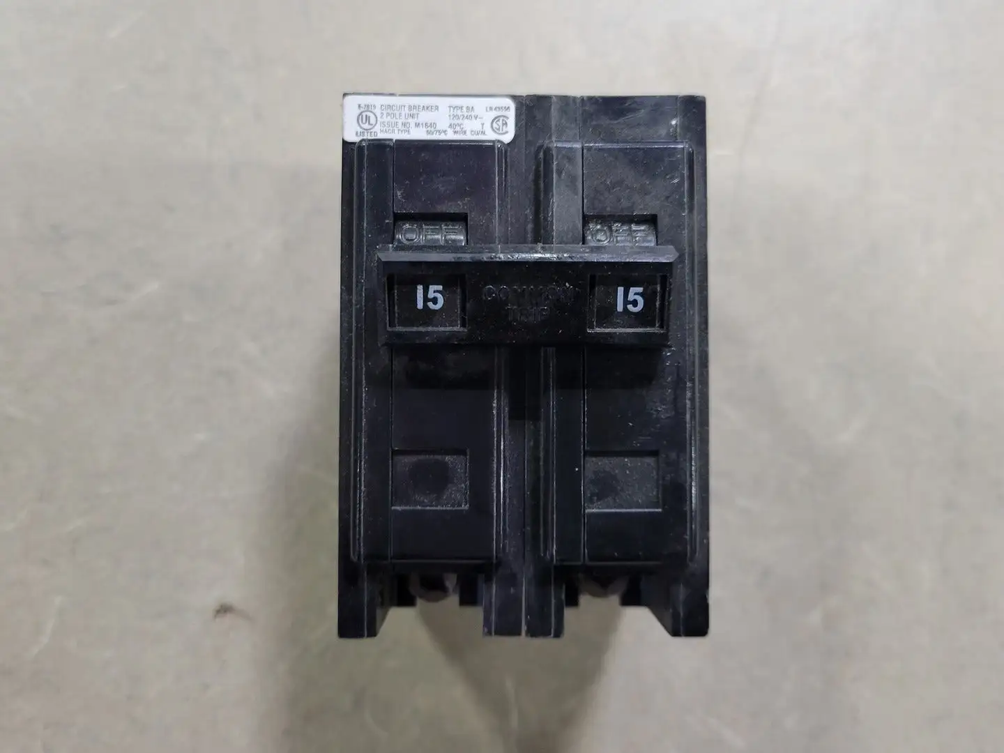 Used CUTLER-HAMMER BA215 Switchgears British Columbia CA | Lenmark #242297