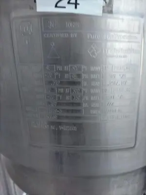 Tank, 13.2 Gallon (50 Liter), Pure-Flo Precision, Jacketed, Agitated, 316 Stainless, 45 PSI, #5991454