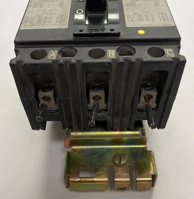 USED SQUARE D FA34015