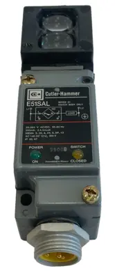 NEW CUTLER HAMMER E51SAL PROXIMITY SWITHCH E51BLP1P3, E51RAP3 ,E51DP1