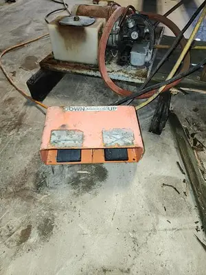 USED SOUTHWORTH 2000 LB