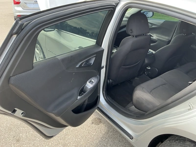 Used 2017 CHEVROLET MALIBU Sedans Michigan US | Miedema Asset Management Group #1402777
