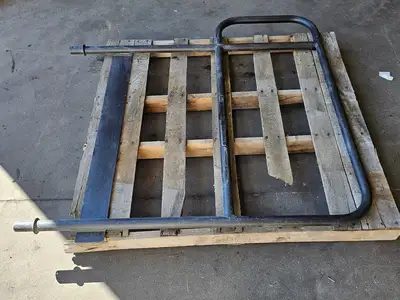 Toromont SS1147 Handrail RH M18222, for CAT 390F