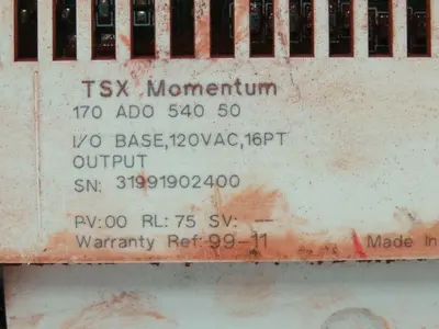 Schneider Automation 170ADO54050 TSX Momentum I/O Base 120VAC 16PT