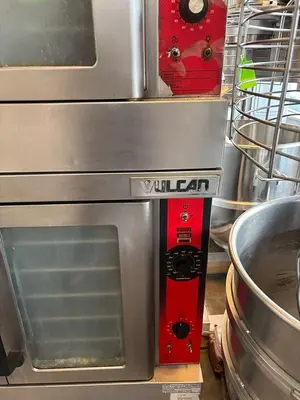 Vulcan Double Full Size Natural Gas Convection Oven - 100,000 BTUVulcan Double Full Size Natural Gas Convection Oven - 100,000 BTU