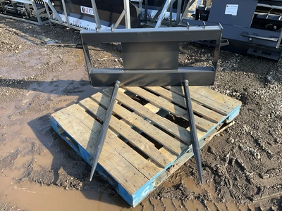 Used JCT BALE SPEAR SKID STEER ATTACHMENT Bale Spears Michigan US | Miedema Asset Management Group #1314056