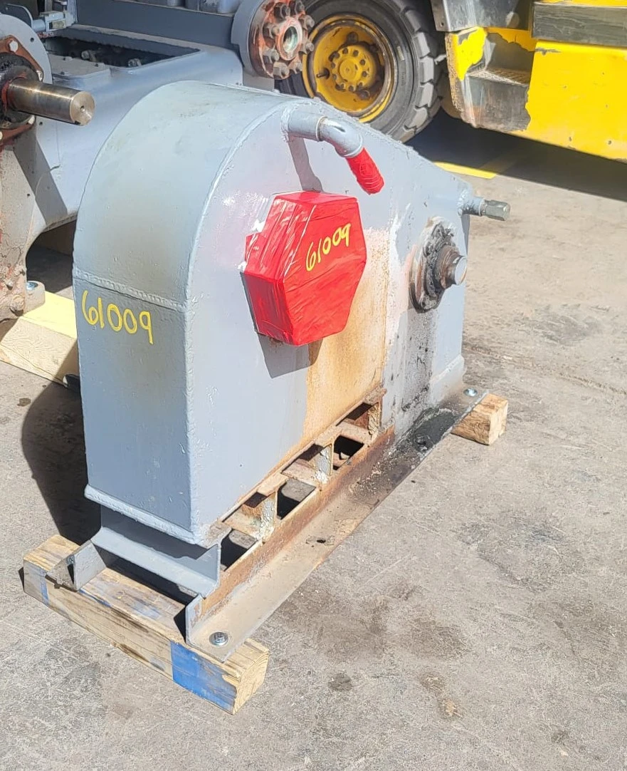USED POSITIVE DISPLACEMENT PUMP CHAIN CASE