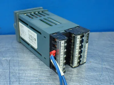Used EUROTHERM 2216E/AL/VH/R1/R1/RF/2YM/ENG/XXXXX/EU0523 Temperature Controls Ohio US | HGR 24 #802932