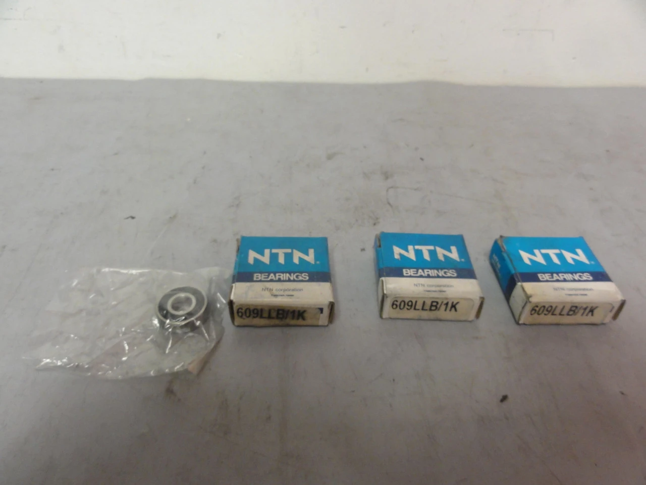 NEW NTN 609LLB/1K