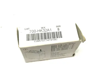 USED ALLEN BRADLEY SER. B MINIATURE CUBE RELAY, BLADE TYPE