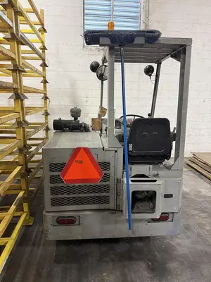 CLARKE AMERICAN-LINCOLN 578-532, 2260XP RIDING PROPANE SWEEPER