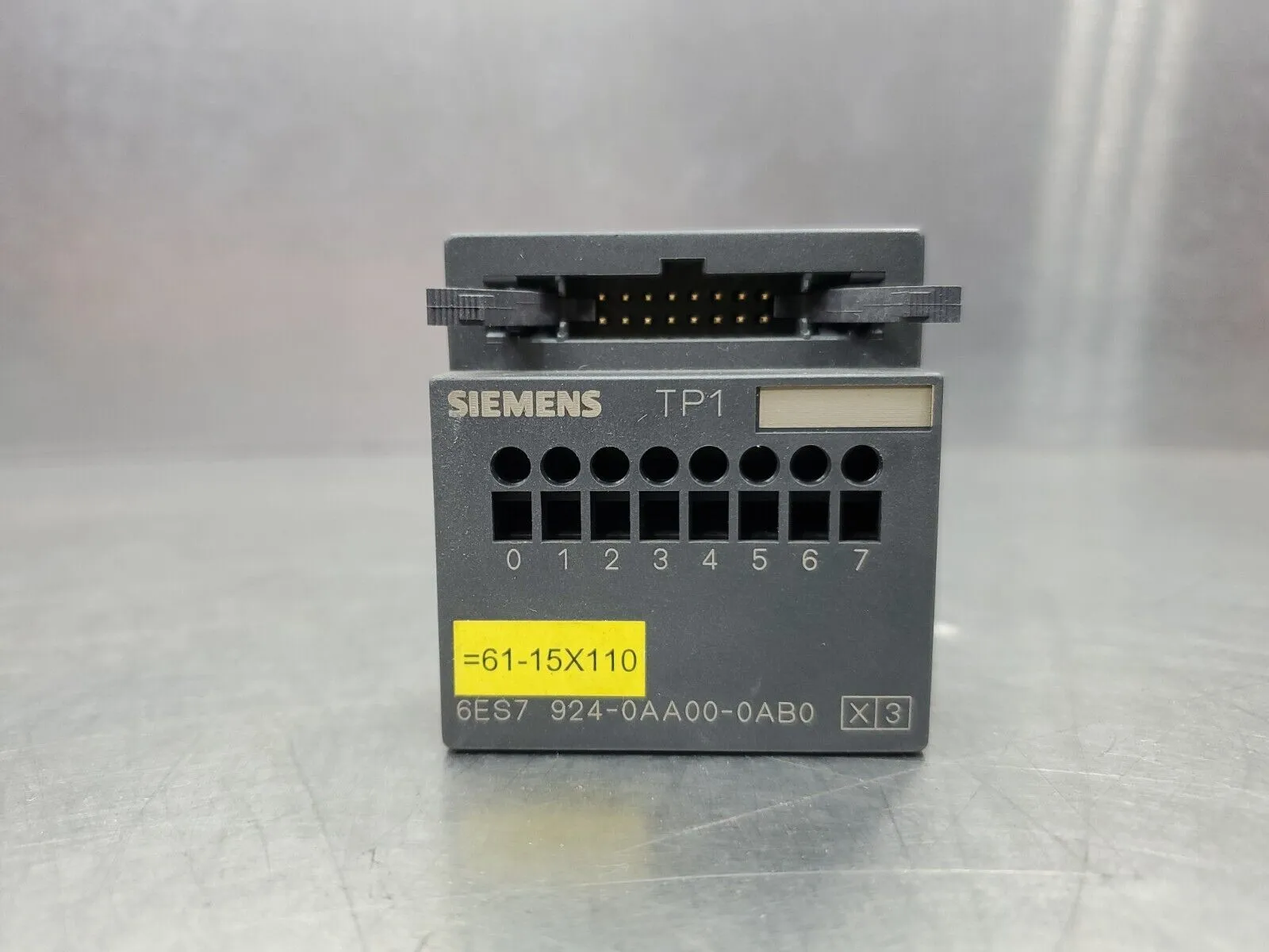 Siemens 6ES7 924-0AA00-0AB0 TP1 Terminal Block. 3E-15