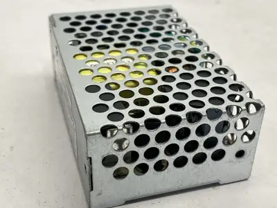 USED MEAN WELL POWER SUPPLY INPUT 0.7A 100-240VAC OUTPUT 5A 5V
