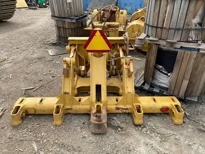Caterpillar 140H Ripper