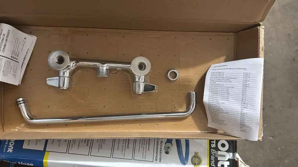 New | in-Stock T&S New T&S 5F-8WLX18 Splash Mount Sink Faucet w/ 18" Swing Nozzle - TH1 Faucets / Sprayers Illinois US | Falcon Restaurant Supply #1374846