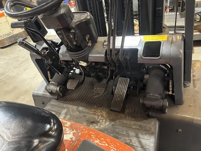 USED TOYOTA 52-6FGCU45