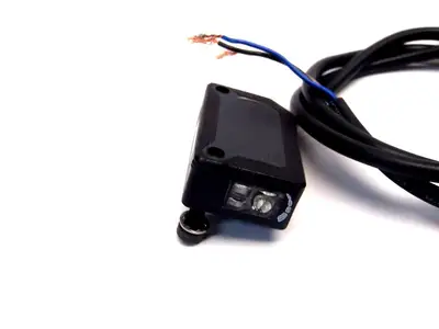 Used Balluff Photoelectric Sensor 10-30VDC,<100ma SN=4M Photoelectric Sensors Michigan US | Maverick Industrial Sales #1397419