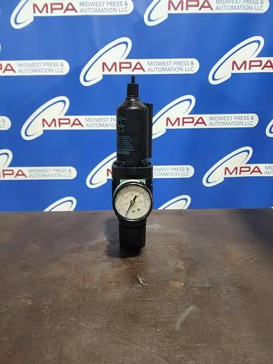 Used WILKERSON B18-04-FL00 Air Pressure Regulators Michigan US | Midwest Press and Automation #632339