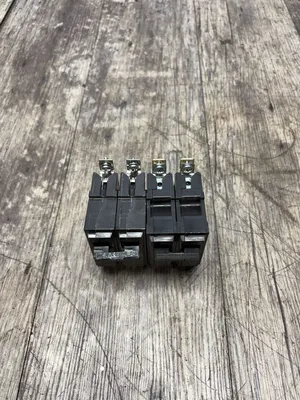 Used GENERAL ELECTRIC THQB2120 TXQB2125 Circuit Breakers South Carolina US | ESS Industrial Equipment Sales #1251367