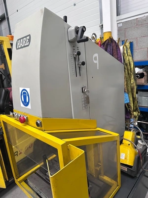 Used 2002 HARE 8HP Hydraulic Presses GB | Charter Auctions #1398532