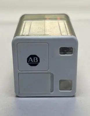 New | in-Stock ALLEN-BRADLEY 700-HA33Z24 Miscellaneous Equipment (Electrical & Power) Ohio US | Surplus Asset Holdings #1239415