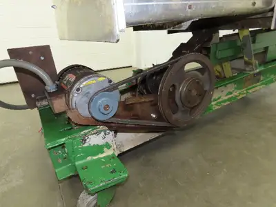 Used CARDWELL _UNKNOWN_ Vibratory Conveyors Indiana US | Arrow Industrial #1368025