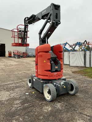Used 2018 Skyjack SJ30ARJE Articulating Boom Lifts Wisconsin US | Stack Equipment #1502673
