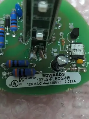 New | in-Stock EDWARDS SIGNALING 102LS-FLEDG-N5 Light Source Equipment Ohio US | Surplus Asset Holdings #1236036