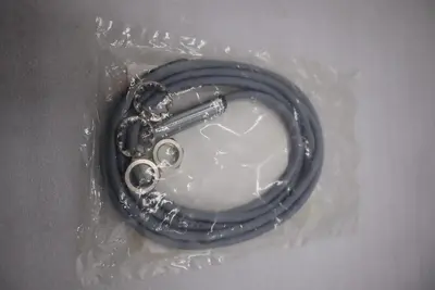 NEW OPEN BOX Turck BI4-G12K-AP6X Proximity Switch BI4G12KAP6X STK G975A