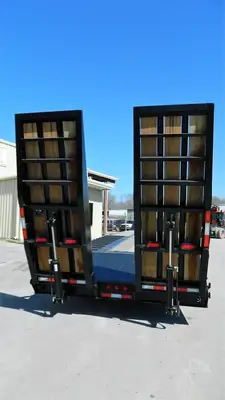 New | in-Stock 2026 PITTS LB51-33CS Lowboy Trailers Tennessee US | LMI Tennessee LLC #1505009