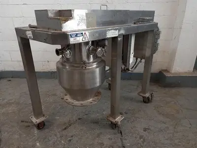 Quadro Model 196-S Stainless Steel Comil