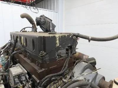 Cummins M11 10.8L Diesel Engine 330Hp 1997 Oshkosh Truck Transmission Celect ECM