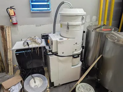 USED 2007 NILFISK CFM 3306N4AA