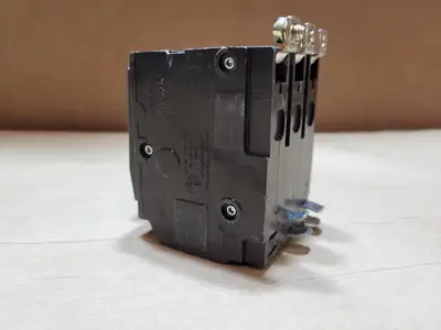 USED SQUARE D QOB350