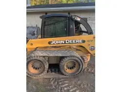 Used 2003 JOHN DEERE 250 II Skid Steer Loaders Pennsylvania US | Iron Exchange Equipment Solutions #1353798