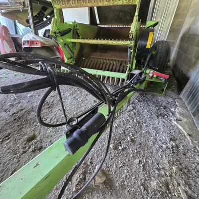 2010 SCHULTE 2500 GIANT Rock Picker | Iron Listing (42)