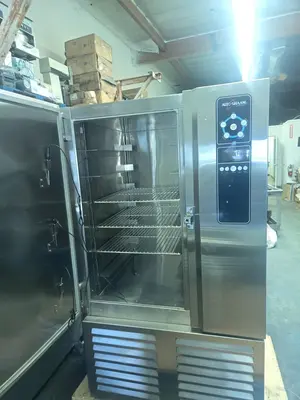 Used _UNKNOWN_ QC40B Freezers California US | TNT Industrial #1516808