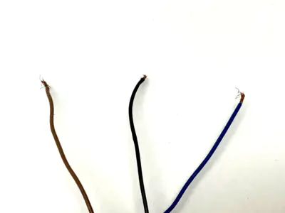 E2E2-X5MC1 | Omron  Proximity Sensor - Used