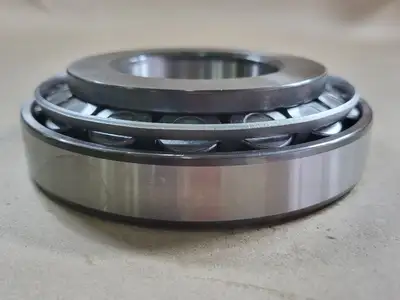 NEW SKF 31313 J2/QCL7C