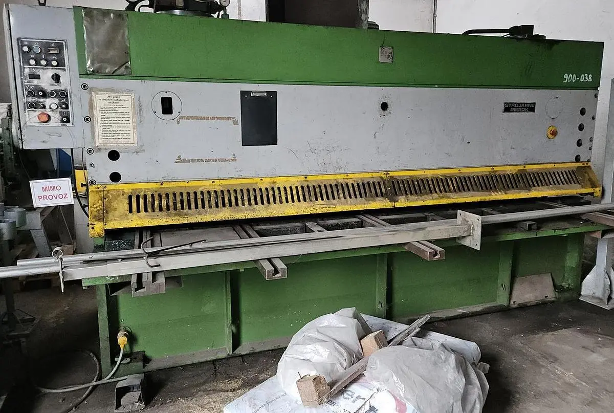 Used 1990 PIESOK CNTA 3150/10A Sheet Metal Shears CZ | Amaron s.r.o. #1061648