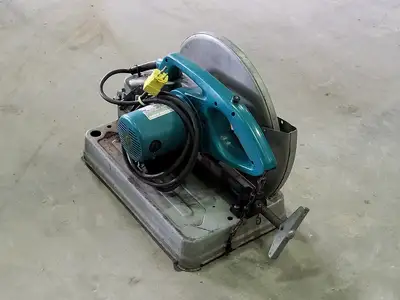 USED 2011 MAKITA 2414DB