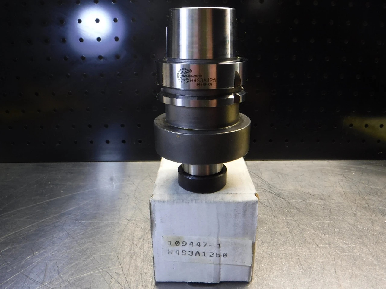 Command HSK63 1.250" Facemill Holder 2.5"Projection H4S3A1250 (LOC2972B)