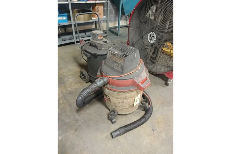 Used _UNKNOWN_ _UNKNOWN_ Wet/Dry Vacuums Ohio US | Thompson Auctioneers #1554014