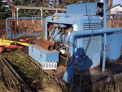 USED DETROIT 6-71 INLINE 6 CYLINDER DIESEL ENGINE