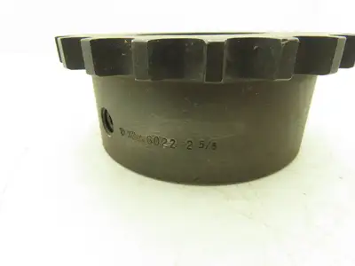 Martin 6022 2 5/8 Roller Chain Sprocket #60 Pitch 22 Tooth 2-5/8" Keyed Bore