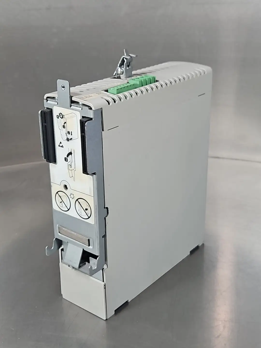 Allen-Bradley 2094-BM01-M /A Power Module. 1.3.5